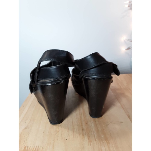 Strappy Black Wedge Sandals - Picture 3 of 4